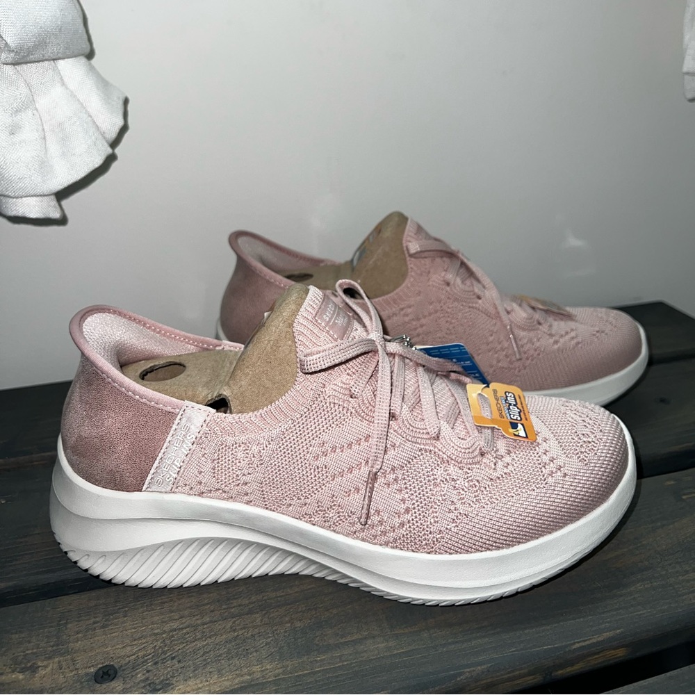 New Martha Stewart Sketcher Slip ins: Ultra Flex 3.0 Size: 8